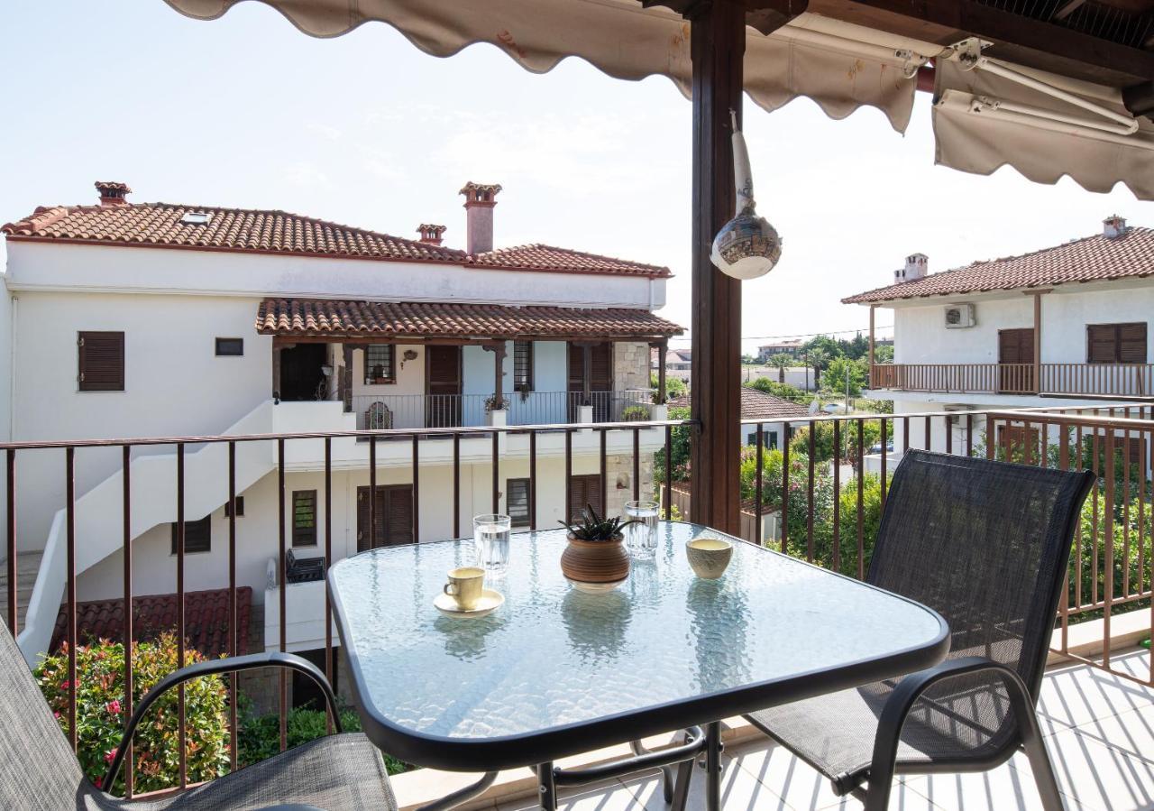 Antique Apartment Afytos Exterior photo