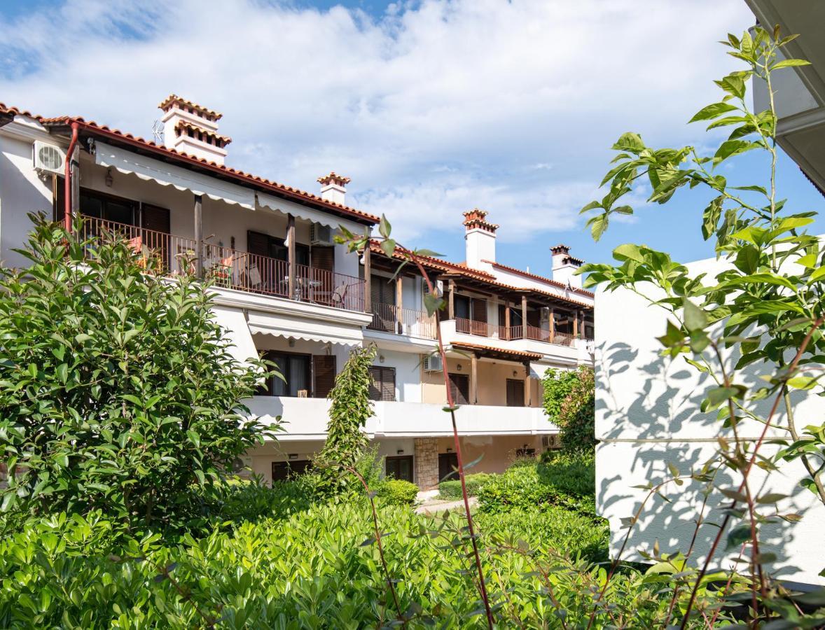 Antique Apartment Afytos Exterior photo